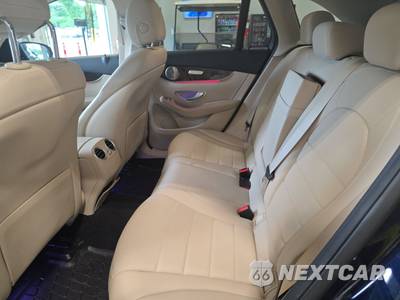 2021 Mercedes-Benz GLC 300 4MATIC - zdjęcie 13 z 22 - miniatura