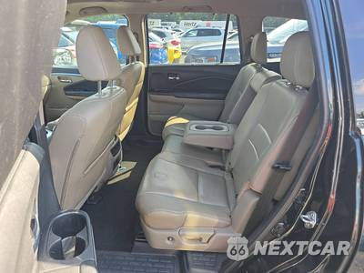 2017 Honda Pilot EX-L w/RES - zdjęcie 13 z 36 - miniatura