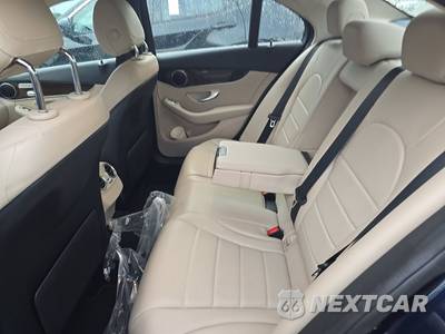 2019 Mercedes-Benz C 300 4MATIC Sedan - zdjęcie 13 z 47 - miniatura