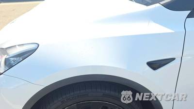 2021 Tesla Model Y Long Range - zdjęcie 29 z 32 - miniatura