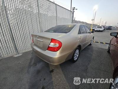 2003 Toyota Camry XLE - zdjęcie 4 z 42 - miniatura