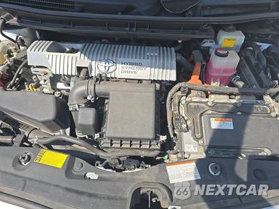 2015 Toyota Prius Two - zdjęcie 15 z 39 - miniatura