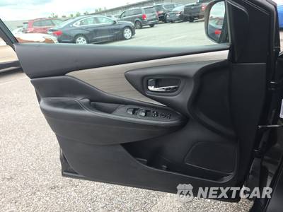 2016 Nissan Murano SV - zdjęcie 9 z 17 - miniatura