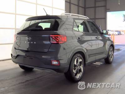 2025 Hyundai Venue SEL - zdjęcie 4 z 27 - miniatura