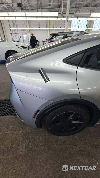 2023 Toyota Prius LE - zdjęcie 32 z 45 - miniatura