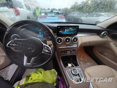 2020 Mercedes-Benz C 300 4MATIC Sedan - zdjęcie 11 z 18 - miniatura