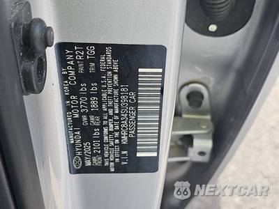 2025 Hyundai Venue SEL - zdjęcie 14 z 31 - miniatura