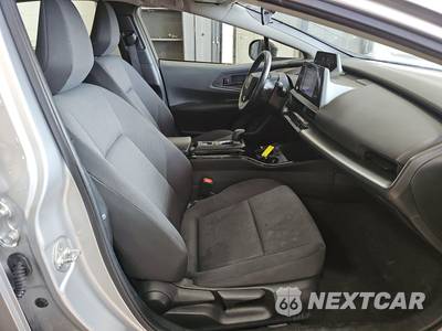 2023 Toyota Prius LE - zdjęcie 8 z 40 - miniatura