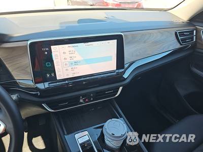 2025 Volkswagen Atlas 2.0T SE w/Technology - zdjęcie 11 z 26 - miniatura