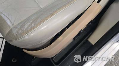 2014 Chrysler Town & Country Limited 121.2" WB - zdjęcie 22 z 34 - miniatura