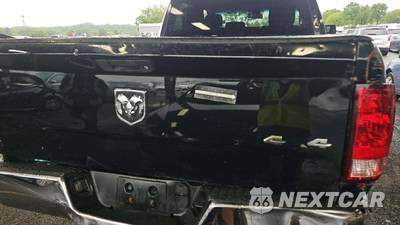 2015 Ram 2500 Tradesman Crew Cab Medium Bed - zdjęcie 26 z 60 - miniatura