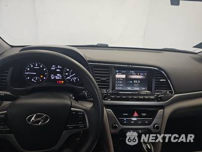 2017 Hyundai Elantra SE Sedan - zdjęcie 11 z 41 - miniatura