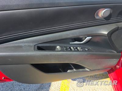 2023 Hyundai Elantra Limited - zdjęcie 9 z 26 - miniatura