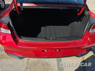 2023 Hyundai Elantra Limited - zdjęcie 16 z 26 - miniatura