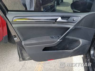 2017 Volkswagen Golf GTI Sport Hatchback - zdjęcie 9 z 33 - miniatura