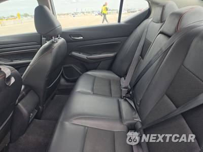 2021 Nissan Altima SR - zdjęcie 13 z 26 - miniatura