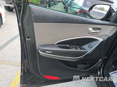 2017 Hyundai Santa Fe SE - zdjęcie 9 z 43 - miniatura