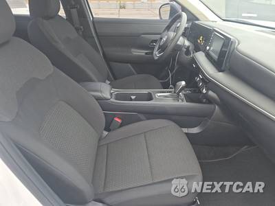 2025 Nissan Kicks S - zdjęcie 14 z 22 - miniatura