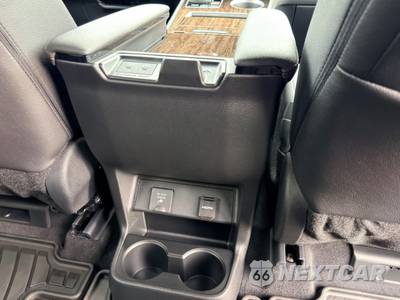 2026 Toyota Sienna Limited 7-Passenger 120.5" WB - zdjęcie 34 z 45 - miniatura