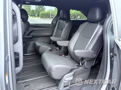 2026 Toyota Sienna Limited 7-Passenger 120.5" WB - zdjęcie 25 z 45 - miniatura