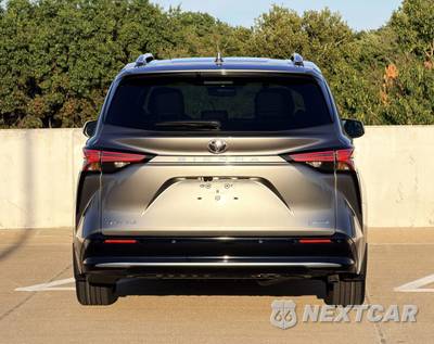 2026 Toyota Sienna Limited 7-Passenger 120.5" WB - zdjęcie 7 z 45 - miniatura