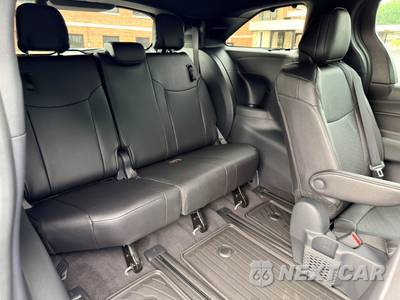 2026 Toyota Sienna Limited 7-Passenger 120.5" WB - zdjęcie 33 z 45 - miniatura