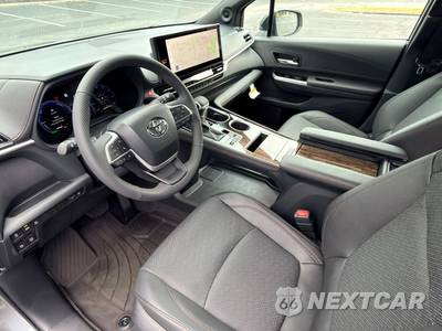 2026 Toyota Sienna Limited 7-Passenger 120.5" WB - zdjęcie 15 z 45 - miniatura