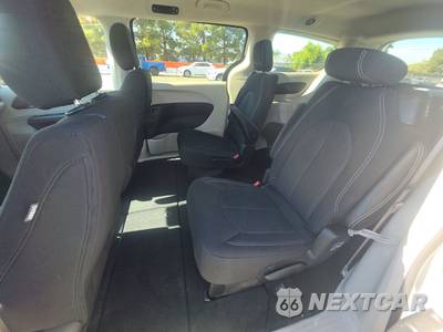 2024 Chrysler Voyager LX 121.6" WB - zdjęcie 13 z 28 - miniatura