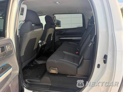 2014 Toyota Tundra SR5 Crew Cab Short Bed - zdjęcie 10 z 17 - miniatura