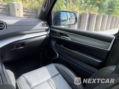 2026 Jeep Grand Wagoneer Limited Altitude - zdjęcie 15 z 36 - miniatura