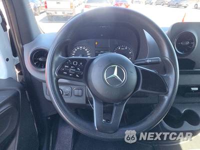 2022 Mercedes-Benz Sprinter 2500 Cargo Van Standard Roof 144.0" WB - zdjęcie 10 z 36 - miniatura