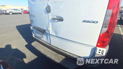 2022 Mercedes-Benz Sprinter 2500 Cargo Van Standard Roof 144.0" WB - zdjęcie 23 z 36 - miniatura