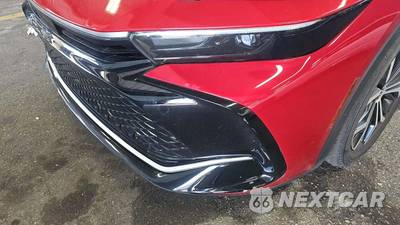 2024 Toyota Crown XLE - zdjęcie 26 z 27 - miniatura