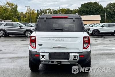 2025 Ford Bronco Sport Outer Banks - zdjęcie 4 z 36 - miniatura