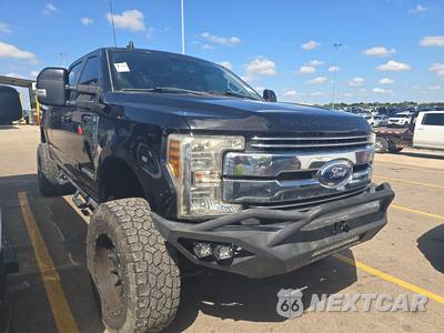 2019 Ford Super Duty F-250 Lariat Crew Cab Medium Bed - zdjęcie 3 z 44 - miniatura
