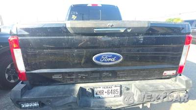 2019 Ford Super Duty F-250 Lariat Crew Cab Medium Bed - zdjęcie 40 z 44 - miniatura