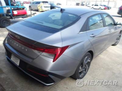2025 Hyundai Elantra SEL Convenience - zdjęcie 17 z 27 - miniatura