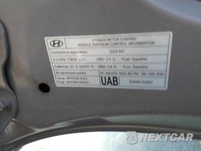 2025 Hyundai Elantra SEL Convenience - zdjęcie 7 z 27 - miniatura