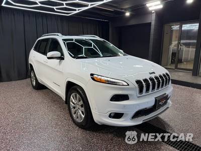2017 Jeep Cherokee Overland - zdjęcie 10 z 34 - miniatura