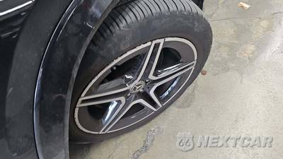 2023 Mercedes-Benz GLS 580 4MATIC - zdjęcie 23 z 39 - miniatura