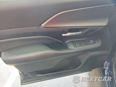 2024 Toyota Grand Highlander XLE - zdjęcie 9 z 39 - miniatura
