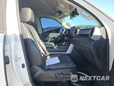 2024 Toyota Tundra Limited Crew Cab Short Bed - zdjęcie 8 z 29 - miniatura