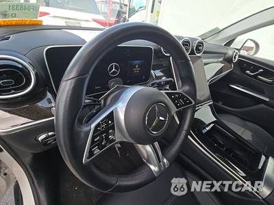 2023 Mercedes-Benz GLC 300 - zdjęcie 10 z 20 - miniatura