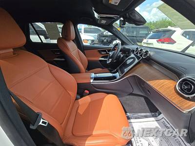 2023 Mercedes-Benz GLC 300 - zdjęcie 8 z 21 - miniatura