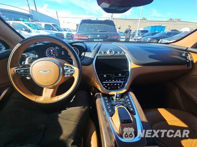 2021 Aston Martin DBX - zdjęcie 11 z 20 - miniatura