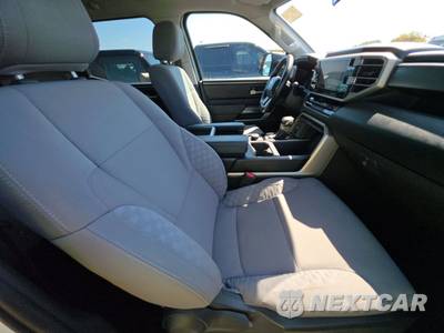 2023 Toyota Tundra SR5 Crew Cab Short Bed - zdjęcie 8 z 22 - miniatura