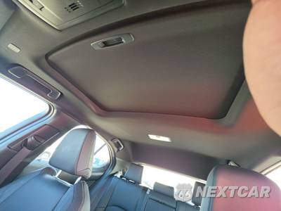 2026 Lexus UX 300h - zdjęcie 18 z 19 - miniatura