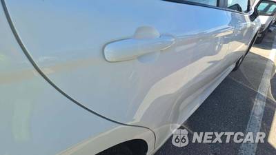 2025 Toyota Camry LE - zdjęcie 32 z 32 - miniatura