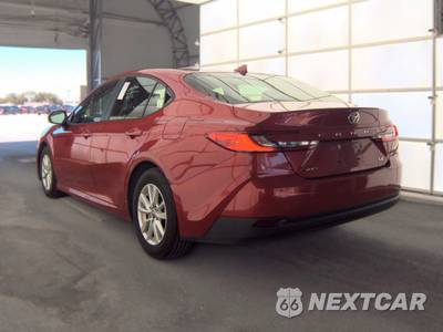 2025 Toyota Camry LE - zdjęcie 6 z 26 - miniatura