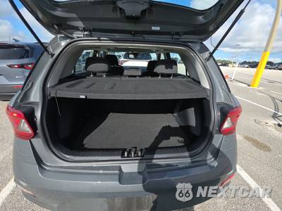 2025 Hyundai Venue SEL - zdjęcie 16 z 27 - miniatura